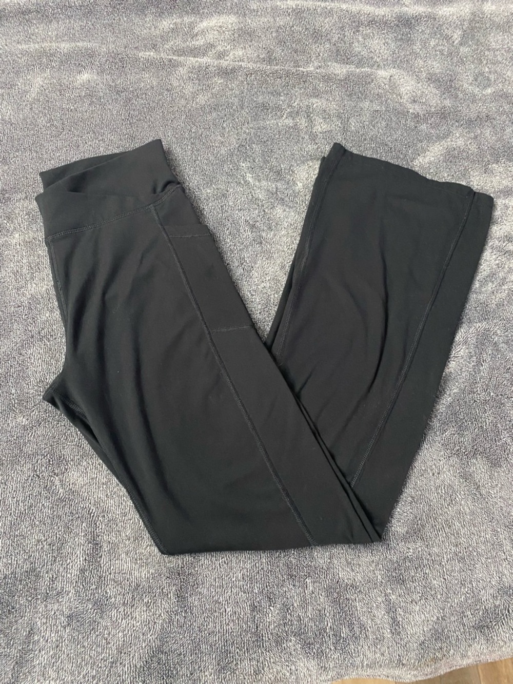 Calvin Klein Performance Crossover Waistband Flare Leggings With Pockets Size M